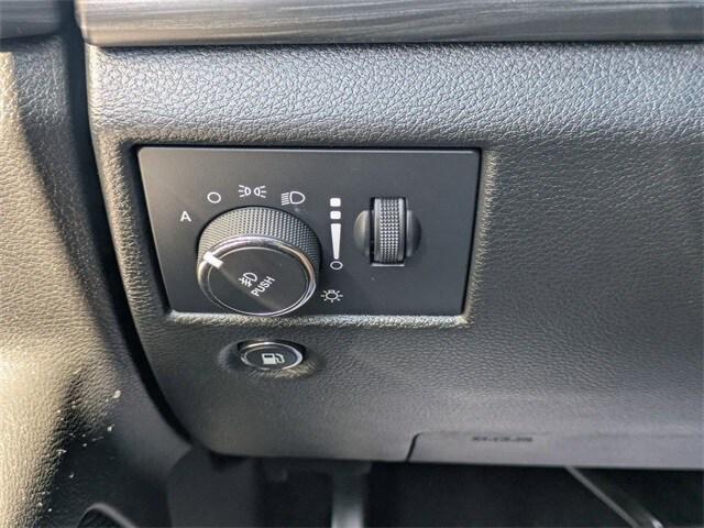 used 2022 Jeep Grand Cherokee car, priced at $28,256