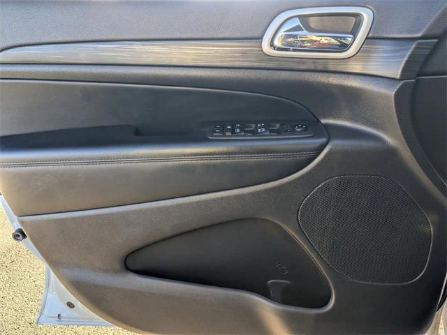 used 2021 Jeep Grand Cherokee car, priced at $22,379