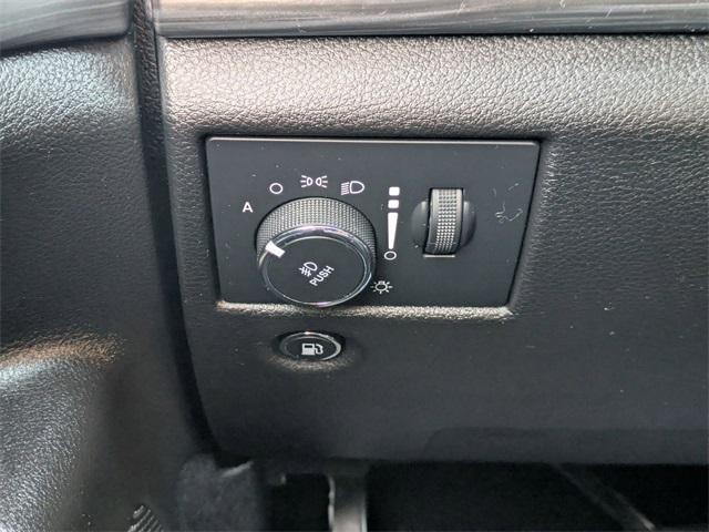 used 2021 Jeep Grand Cherokee car, priced at $21,457