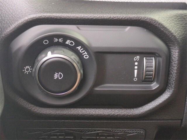 new 2025 Jeep Wrangler car, priced at $53,925