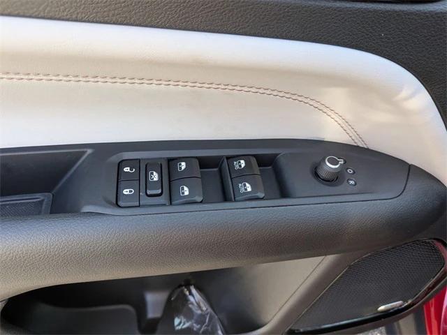 new 2025 Jeep Compass car, priced at $33,991