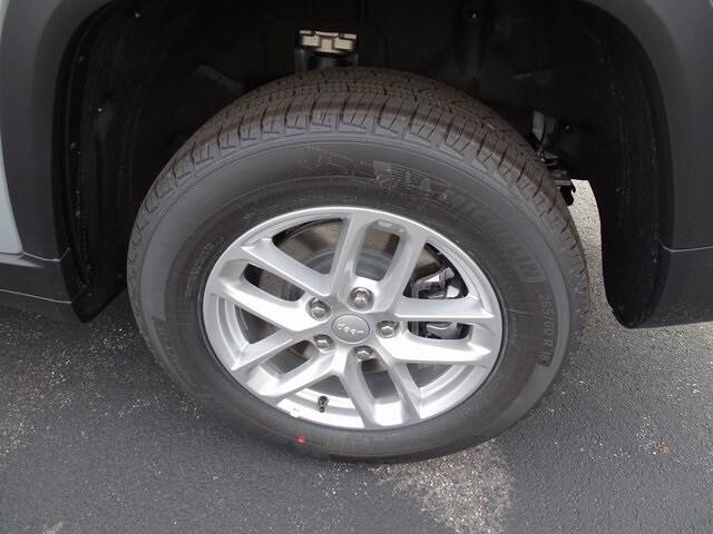 new 2025 Jeep Grand Cherokee L car, priced at $41,720