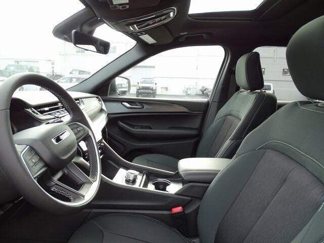 new 2025 Jeep Grand Cherokee L car, priced at $41,720