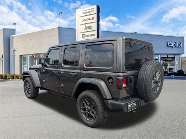 new 2025 Jeep Wrangler car, priced at $44,487