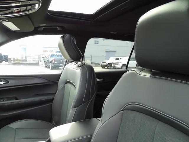 new 2025 Jeep Grand Cherokee L car, priced at $44,923