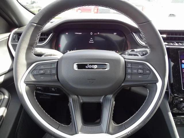 new 2025 Jeep Grand Cherokee car, priced at $46,125