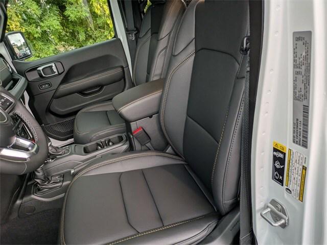 new 2025 Jeep Wrangler car, priced at $52,344