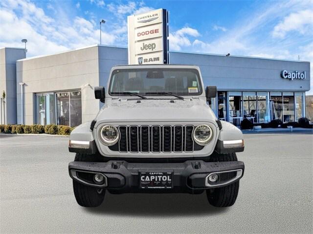 new 2025 Jeep Wrangler car, priced at $51,844