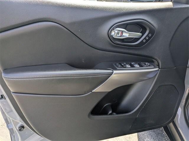 used 2021 Jeep Cherokee car, priced at $22,999
