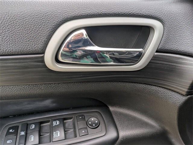 used 2022 Jeep Grand Cherokee car, priced at $29,349