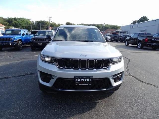 new 2025 Jeep Grand Cherokee car, priced at $39,749