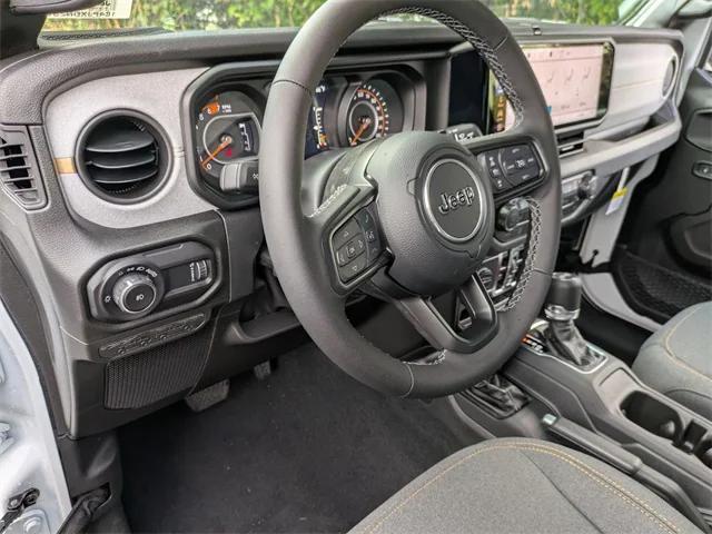 new 2025 Jeep Wrangler car, priced at $45,229