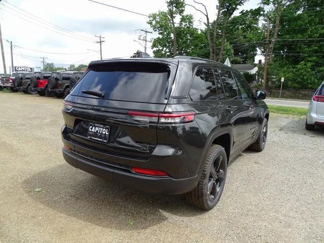 new 2024 Jeep Grand Cherokee car, priced at $45,956