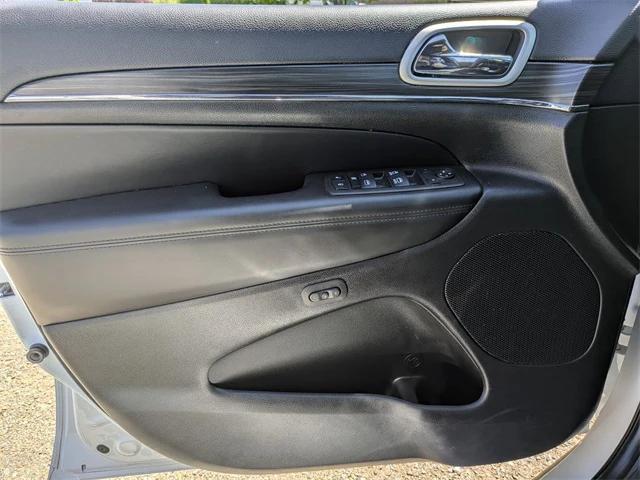 used 2022 Jeep Grand Cherokee car, priced at $30,999
