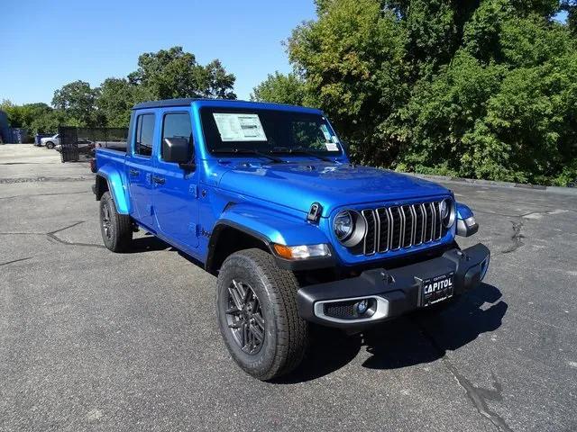 new 2025 Jeep Gladiator car, priced at $46,178