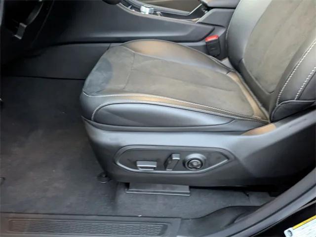 new 2025 Jeep Grand Cherokee L car, priced at $46,943