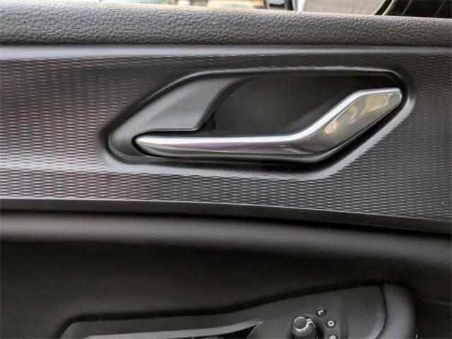 new 2025 Jeep Grand Cherokee L car, priced at $46,943