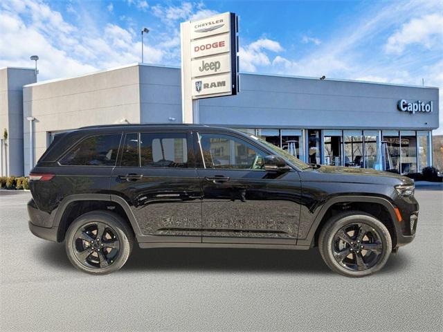new 2025 Jeep Grand Cherokee car, priced at $44,897