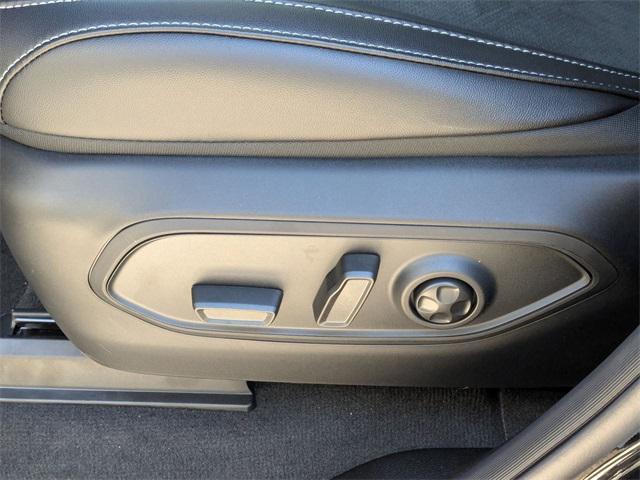 new 2025 Jeep Grand Cherokee car, priced at $44,897