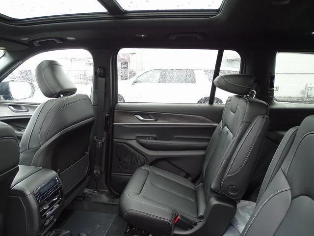 new 2025 Jeep Grand Cherokee L car, priced at $49,474