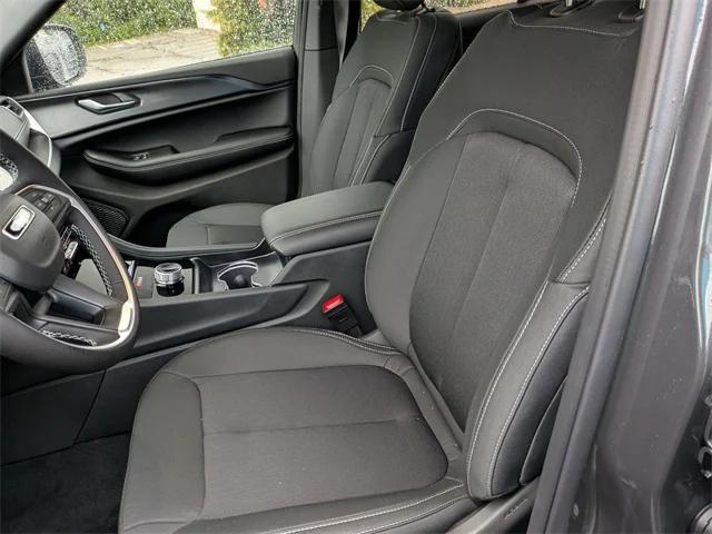 new 2025 Jeep Grand Cherokee car, priced at $39,120