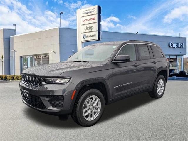 new 2025 Jeep Grand Cherokee car, priced at $39,120
