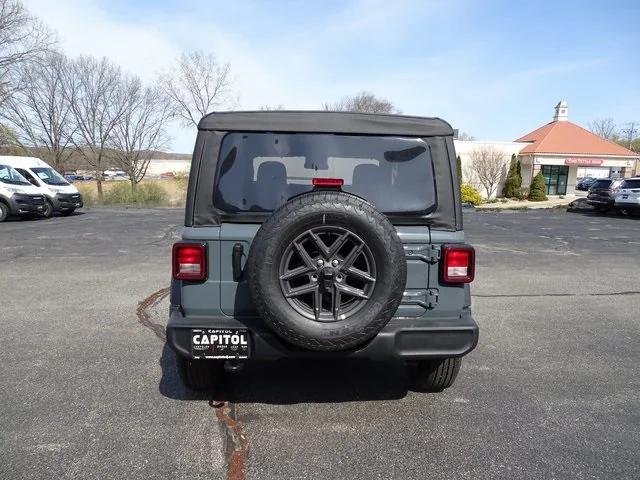 new 2025 Jeep Wrangler car, priced at $32,081