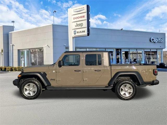 used 2020 Jeep Gladiator car, priced at $26,989