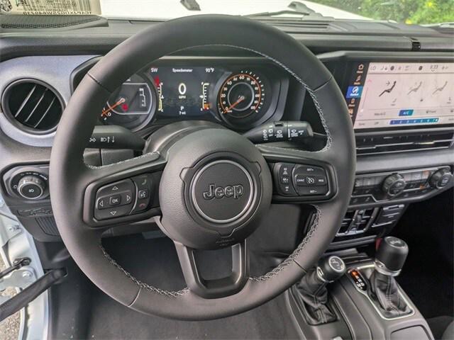 new 2025 Jeep Wrangler car, priced at $44,080