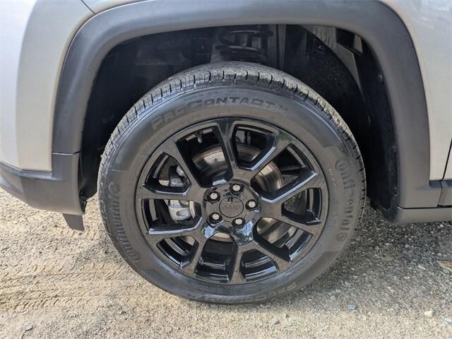 used 2022 Jeep Compass car, priced at $21,241