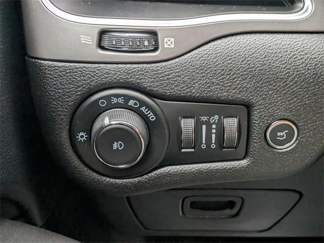 used 2021 Jeep Cherokee car, priced at $21,589