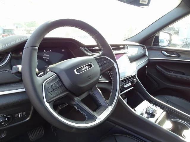 new 2025 Jeep Grand Cherokee L car, priced at $47,974