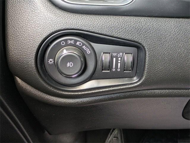 used 2022 Jeep Renegade car, priced at $19,485