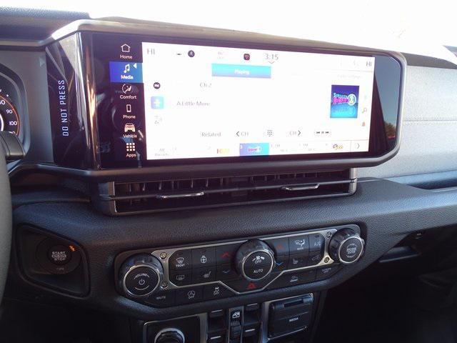 new 2026 Jeep Wrangler car, priced at $53,696