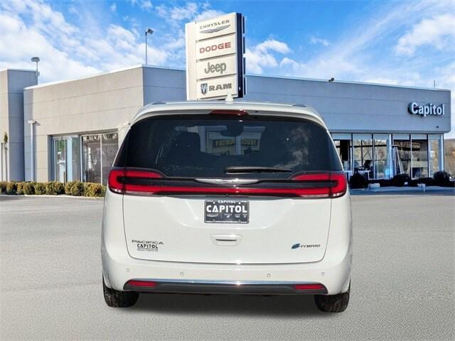 used 2022 Chrysler Pacifica Hybrid car, priced at $22,999