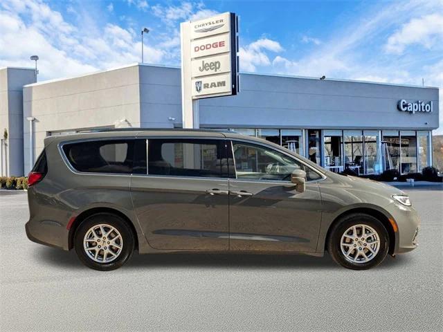 used 2021 Chrysler Pacifica car, priced at $21,799