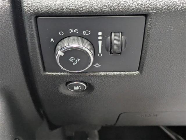 used 2022 Jeep Grand Cherokee car, priced at $28,756