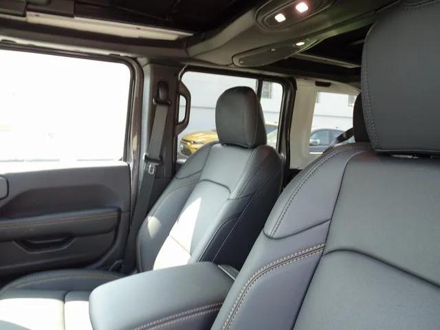 new 2025 Jeep Wrangler car, priced at $48,892