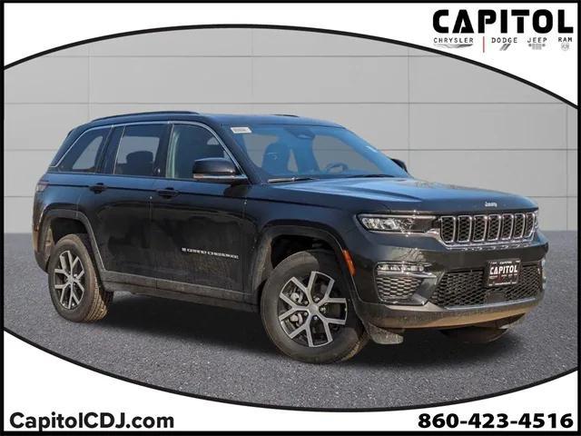 new 2024 Jeep Grand Cherokee car, priced at $43,999