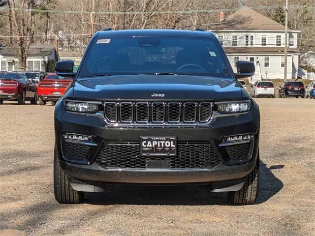 new 2024 Jeep Grand Cherokee car, priced at $44,999