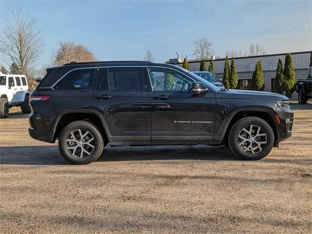 new 2024 Jeep Grand Cherokee car, priced at $44,999