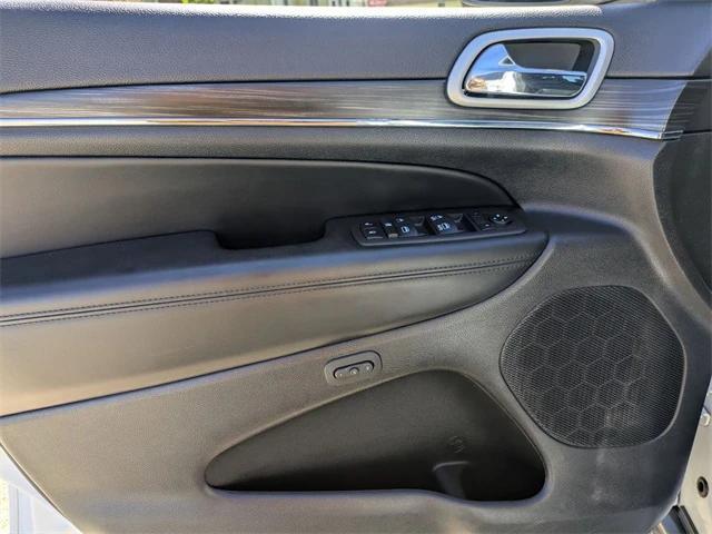 used 2022 Jeep Grand Cherokee car, priced at $31,333