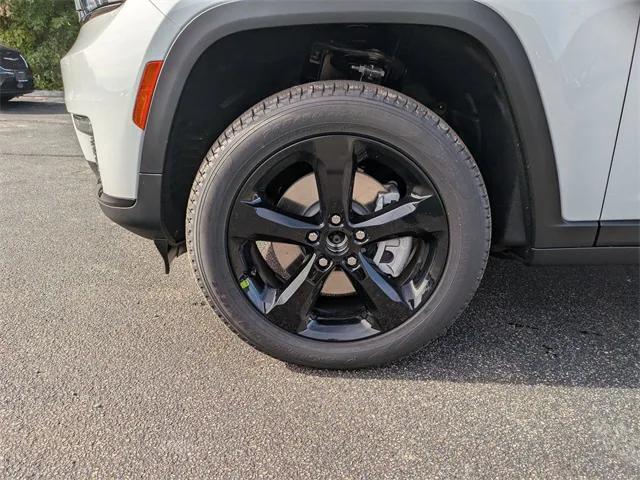 new 2025 Jeep Grand Cherokee L car, priced at $47,490
