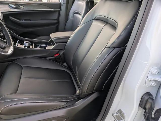 new 2025 Jeep Grand Cherokee L car, priced at $47,490