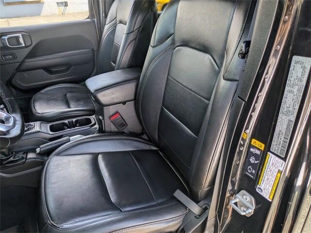 used 2022 Jeep Wrangler Unlimited car, priced at $33,438