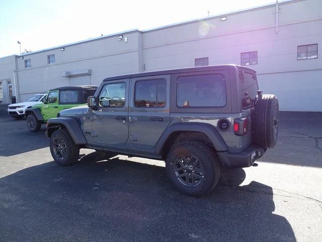 new 2025 Jeep Wrangler car, priced at $45,332