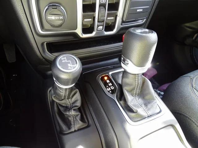 new 2025 Jeep Wrangler car, priced at $45,332