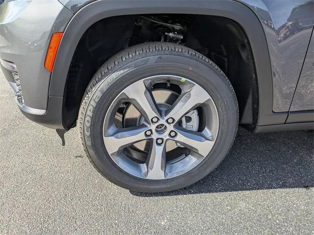 new 2025 Jeep Grand Cherokee L car, priced at $48,878