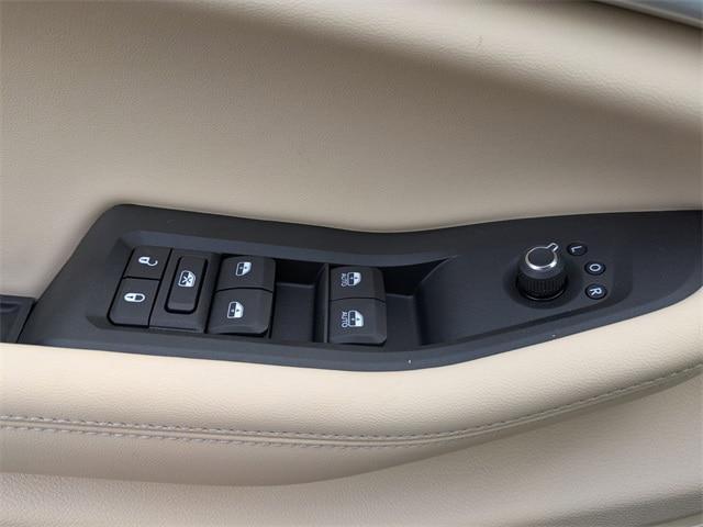 new 2025 Jeep Grand Cherokee car, priced at $45,347