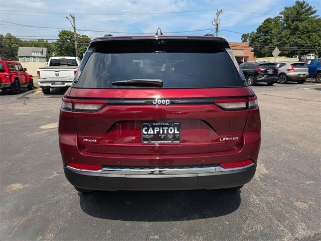new 2025 Jeep Grand Cherokee car, priced at $42,847
